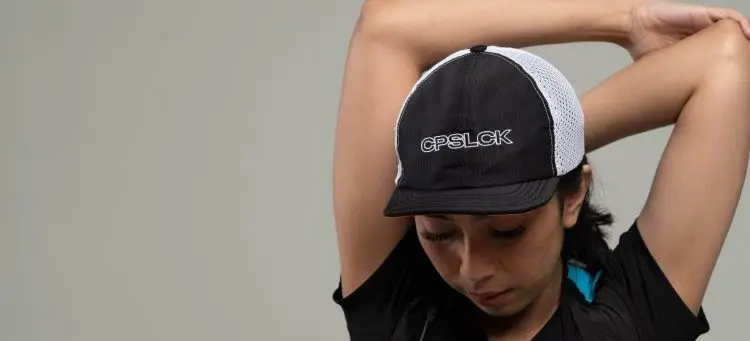 BLACK WHITE SHORT TRUCKER - Image 8